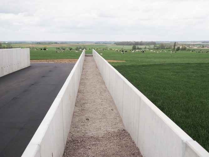 AGRI U-shaped retaining walls